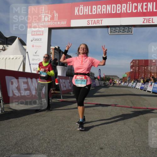 03.10.2025 - Köhlbrandbrückenlauf Matties Gatica Varas http://msf.ph/oto/9171012 03.10.2025 10:33:35 Ziel 3019 meine-sportfotos.de