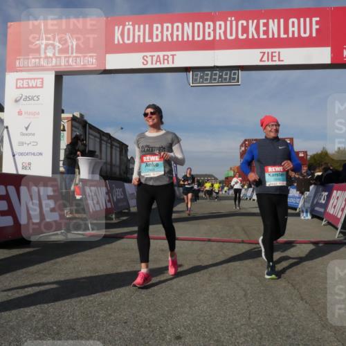 03.10.2025 - Köhlbrandbrückenlauf Matties Gatica Varas http://msf.ph/oto/9171034 03.10.2025 10:33:51 Ziel 1963, 2175, 2211, 2465, 2511, 2654, 2838, 3254 meine-sportfotos.de