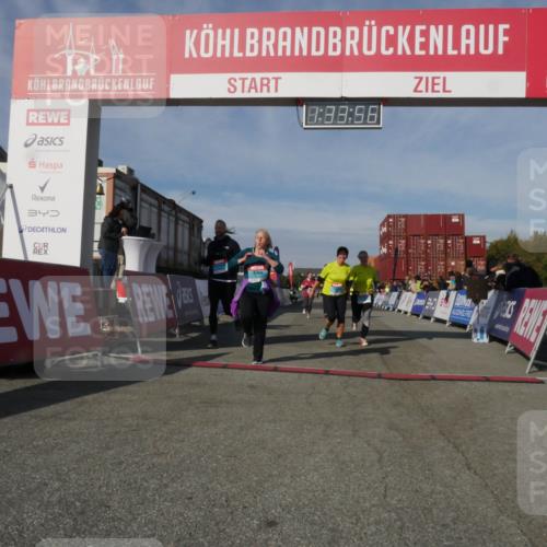 03.10.2025 - Köhlbrandbrückenlauf Matties Gatica Varas http://msf.ph/oto/9171048 03.10.2025 10:33:58 Ziel 1963, 2465, 2511, 2838, 3254 meine-sportfotos.de
