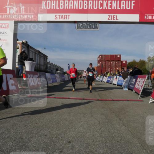 03.10.2025 - Köhlbrandbrückenlauf Matties Gatica Varas http://msf.ph/oto/9171073 03.10.2025 10:34:13 Ziel 1991, 2600, 2652, 3142, 3604 meine-sportfotos.de