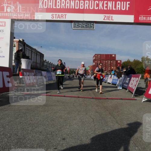 03.10.2025 - Köhlbrandbrückenlauf Matties Gatica Varas http://msf.ph/oto/9171081 03.10.2025 10:34:17 Ziel 1991, 2530, 2600, 2652 meine-sportfotos.de