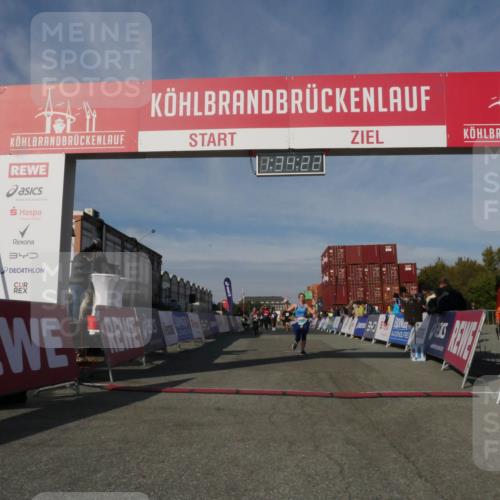03.10.2025 - Köhlbrandbrückenlauf Matties Gatica Varas http://msf.ph/oto/9171089 03.10.2025 10:34:24 Ziel 1497, 1606, 2530, 2578, 3388 meine-sportfotos.de