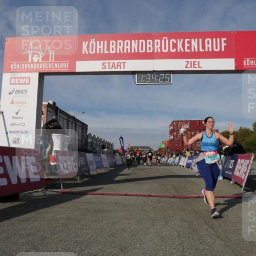 03.10.2025 - Köhlbrandbrückenlauf Matties Gatica Varas http://msf.ph/oto/9171095 03.10.2025 10:34:27 Ziel 1497, 1606, 2271, 2311, 2578, 3388 meine-sportfotos.de