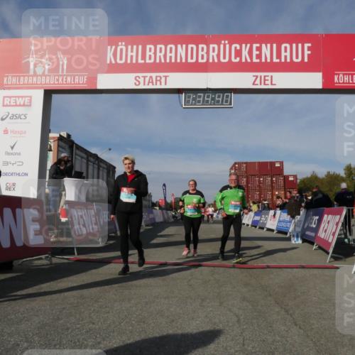03.10.2025 - Köhlbrandbrückenlauf Matties Gatica Varas http://msf.ph/oto/9171126 03.10.2025 10:34:41 Ziel 1475, 1546, 1961, 2011, 2020, 2062, 2233, 3439, 3453 meine-sportfotos.de