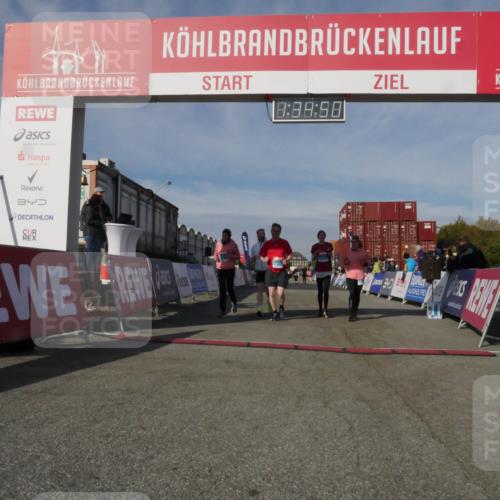 03.10.2025 - Köhlbrandbrückenlauf Matties Gatica Varas http://msf.ph/oto/9171142 03.10.2025 10:34:52 Ziel 1475, 1546, 1961, 2062, 2233, 2771 meine-sportfotos.de