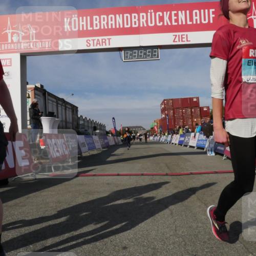 03.10.2025 - Köhlbrandbrückenlauf Matties Gatica Varas http://msf.ph/oto/9171150 03.10.2025 10:34:55 Ziel 2771, 3551, 3553 meine-sportfotos.de