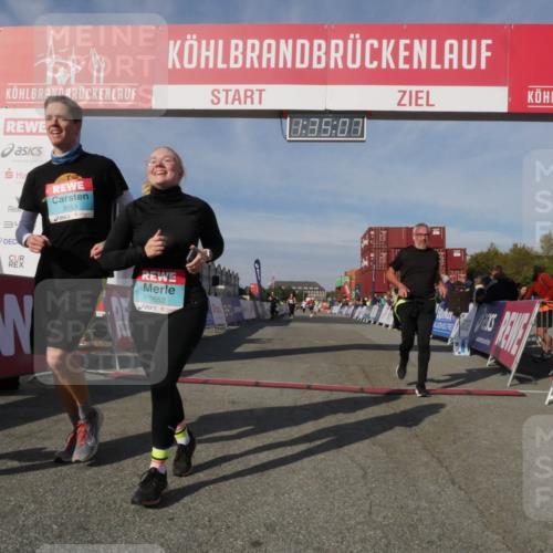 03.10.2025 - Köhlbrandbrückenlauf Matties Gatica Varas http://msf.ph/oto/9171178 03.10.2025 10:35:09 Ziel 1728, 3673 meine-sportfotos.de