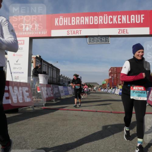 03.10.2025 - Köhlbrandbrückenlauf Matties Gatica Varas http://msf.ph/oto/9171222 03.10.2025 10:35:43 Ziel 2232, 2397, 2755, 2924, 2936 meine-sportfotos.de