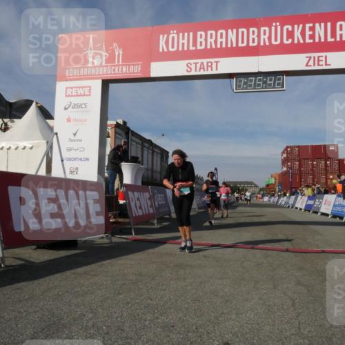 03.10.2025 - Köhlbrandbrückenlauf Matties Gatica Varas http://msf.ph/oto/9171224 03.10.2025 10:35:44 Ziel 2232, 2755, 2924, 2936 meine-sportfotos.de