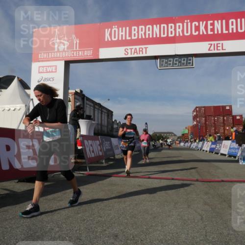 03.10.2025 - Köhlbrandbrückenlauf Matties Gatica Varas http://msf.ph/oto/9171227 03.10.2025 10:35:45 Ziel 1729, 2232, 2558, 2755, 2924, 2936 meine-sportfotos.de