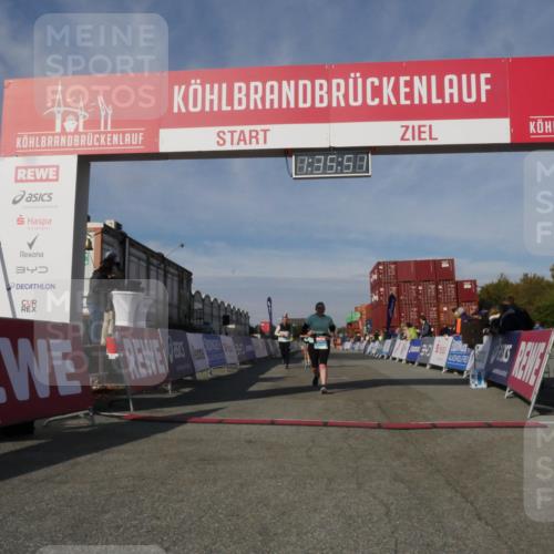 03.10.2025 - Köhlbrandbrückenlauf Matties Gatica Varas http://msf.ph/oto/9171243 03.10.2025 10:35:53 Ziel 1729, 2148, 2474, 2513, 2558, 2924 meine-sportfotos.de