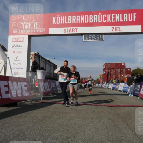 03.10.2025 - Köhlbrandbrückenlauf Matties Gatica Varas http://msf.ph/oto/9171253 03.10.2025 10:35:57 Ziel 1729, 2148, 2418, 2474, 2513, 2558 meine-sportfotos.de