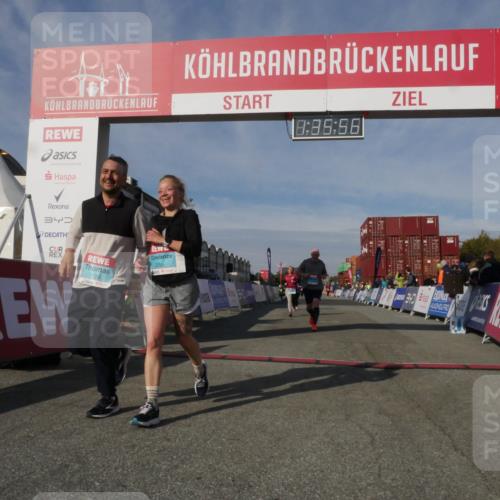 03.10.2025 - Köhlbrandbrückenlauf Matties Gatica Varas http://msf.ph/oto/9171255 03.10.2025 10:35:58 Ziel 2148, 2418, 2474, 2513 meine-sportfotos.de