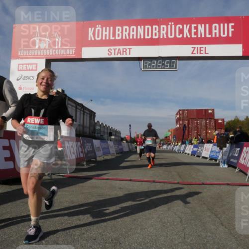 03.10.2025 - Köhlbrandbrückenlauf Matties Gatica Varas http://msf.ph/oto/9171256 03.10.2025 10:35:59 Ziel 2148, 2418, 2474, 2513 meine-sportfotos.de