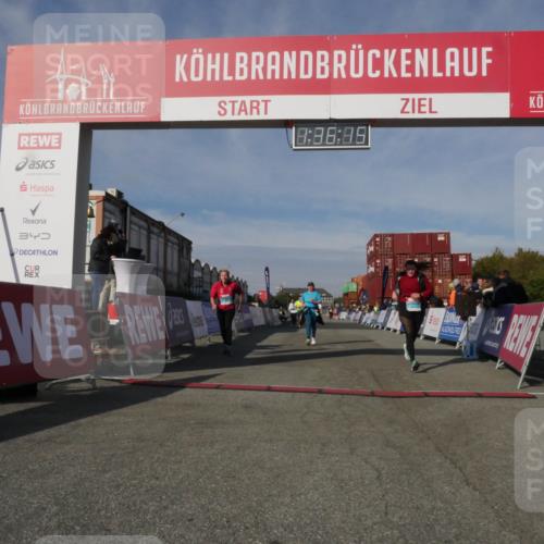 03.10.2025 - Köhlbrandbrückenlauf Matties Gatica Varas http://msf.ph/oto/9171294 03.10.2025 10:36:17 Ziel 1837, 2161, 2344, 2427, 2476 meine-sportfotos.de