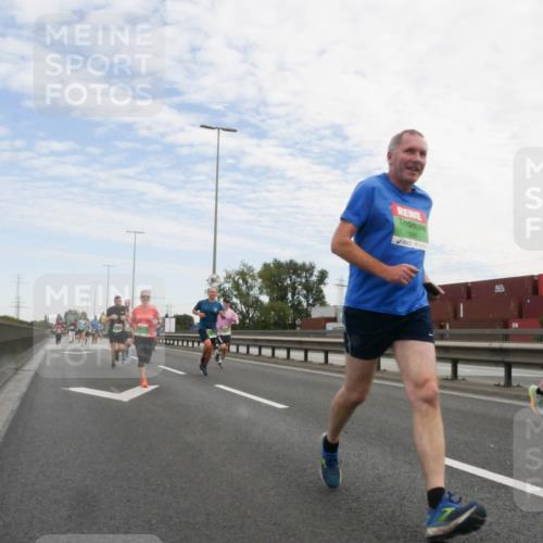 03.10.2025 - Köhlbrandbrückenlauf Matties Gatica Varas http://msf.ph/oto/9171306 03.10.2025 15:16:12 Position 3 72915 meine-sportfotos.de
