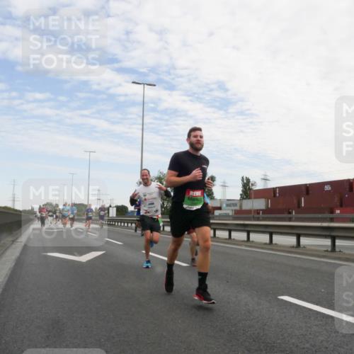 03.10.2025 - Köhlbrandbrückenlauf Matties Gatica Varas http://msf.ph/oto/9171317 03.10.2025 15:16:15 Position 3  meine-sportfotos.de