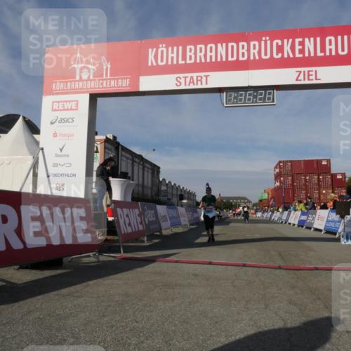 03.10.2025 - Köhlbrandbrückenlauf Matties Gatica Varas http://msf.ph/oto/9171344 03.10.2025 10:36:30 Ziel 2475, 3258 meine-sportfotos.de