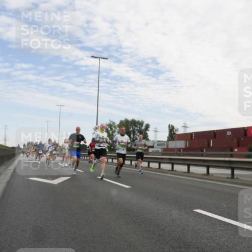 03.10.2025 - Köhlbrandbrückenlauf Matties Gatica Varas http://msf.ph/oto/9171383 03.10.2025 15:16:32 Position 3  meine-sportfotos.de