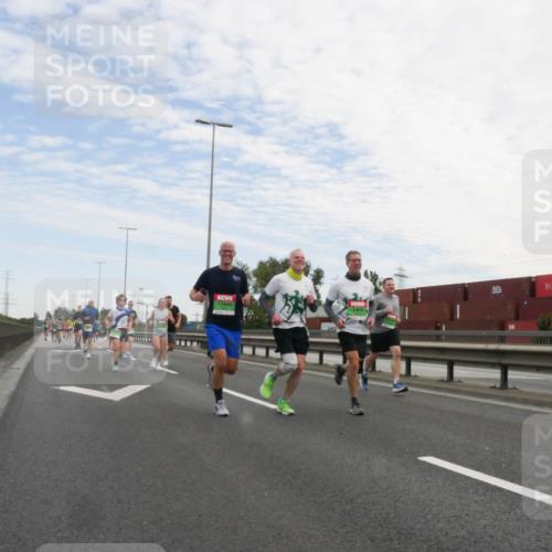 03.10.2025 - Köhlbrandbrückenlauf Matties Gatica Varas http://msf.ph/oto/9171387 03.10.2025 15:16:33 Position 3  meine-sportfotos.de