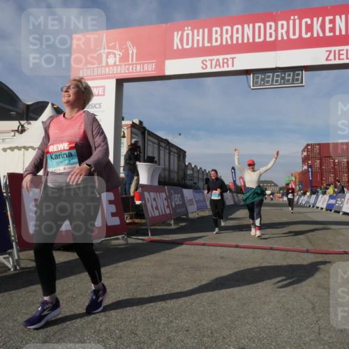 03.10.2025 - Köhlbrandbrückenlauf Matties Gatica Varas http://msf.ph/oto/9171388 03.10.2025 10:36:45 Ziel 1819, 1982, 2331, 2780, 3094, 3225, 3311 meine-sportfotos.de