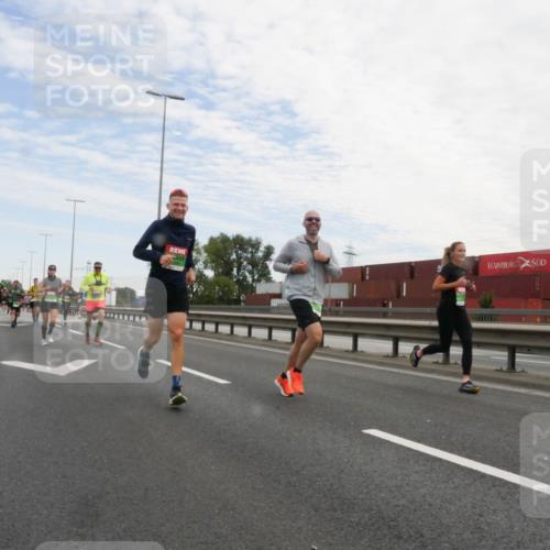 03.10.2025 - Köhlbrandbrückenlauf Matties Gatica Varas http://msf.ph/oto/9171415 03.10.2025 15:16:39 Position 3  meine-sportfotos.de