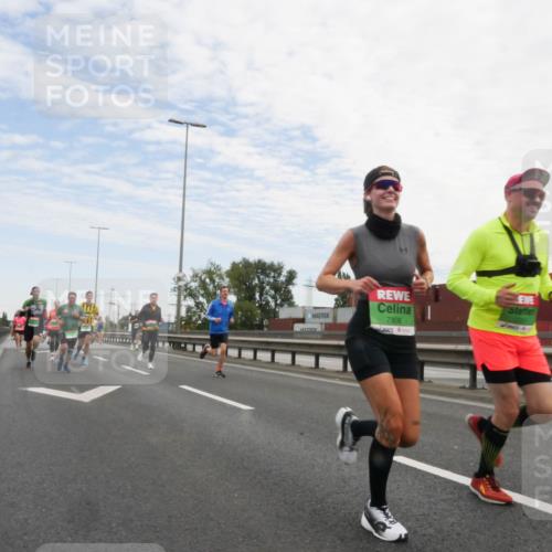 03.10.2025 - Köhlbrandbrückenlauf Matties Gatica Varas http://msf.ph/oto/9171430 03.10.2025 15:16:43 Position 3 7308 meine-sportfotos.de