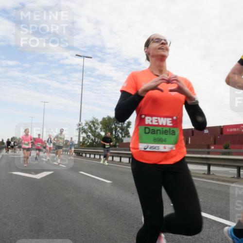 03.10.2025 - Köhlbrandbrückenlauf Matties Gatica Varas http://msf.ph/oto/9171450 03.10.2025 15:16:48 Position 3 8994 meine-sportfotos.de