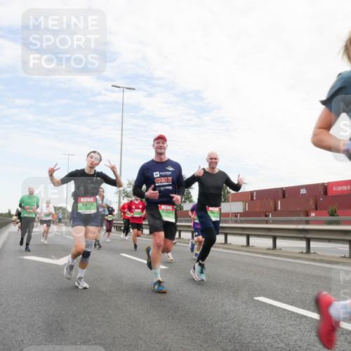 03.10.2025 - Köhlbrandbrückenlauf Matties Gatica Varas http://msf.ph/oto/9171638 03.10.2025 15:17:36 Position 3  meine-sportfotos.de