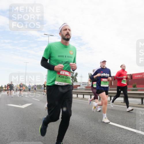 03.10.2025 - Köhlbrandbrückenlauf Matties Gatica Varas http://msf.ph/oto/9171652 03.10.2025 15:17:39 Position 3 2000, 2023, 7159 meine-sportfotos.de