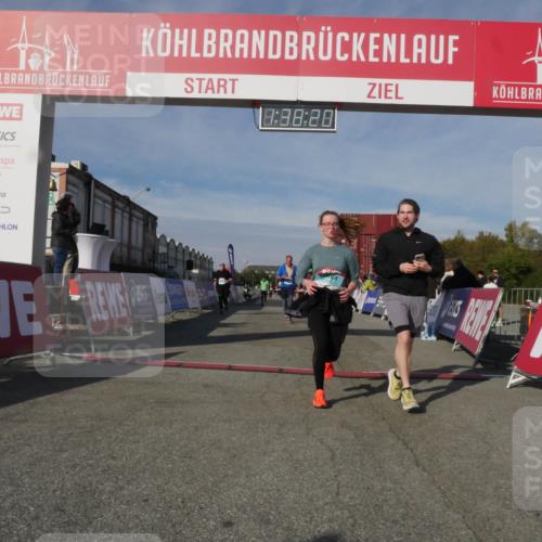 03.10.2025 - Köhlbrandbrückenlauf Matties Gatica Varas http://msf.ph/oto/9171671 03.10.2025 10:38:21 Ziel 1136, 2453, 2602, 2659, 3097 meine-sportfotos.de