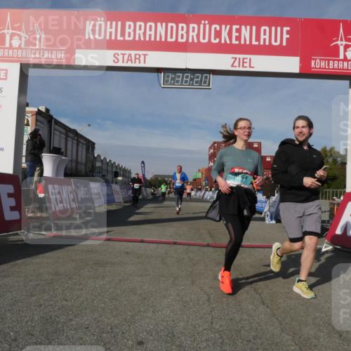 03.10.2025 - Köhlbrandbrückenlauf Matties Gatica Varas http://msf.ph/oto/9171673 03.10.2025 10:38:22 Ziel 2453, 2602, 2659, 3097 meine-sportfotos.de