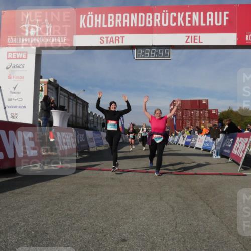 03.10.2025 - Köhlbrandbrückenlauf Matties Gatica Varas http://msf.ph/oto/9171737 03.10.2025 10:38:46 Ziel 2042, 2279, 2440, 2626, 2627, 2859, 2860, 3437, 3438, 3442, 3621 meine-sportfotos.de