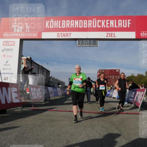 03.10.2025 - Köhlbrandbrückenlauf Matties Gatica Varas http://msf.ph/oto/9171768 03.10.2025 10:38:53 Ziel 2279, 2434, 2575, 2626, 2627, 3040, 3437, 3438, 3442, 3475 meine-sportfotos.de