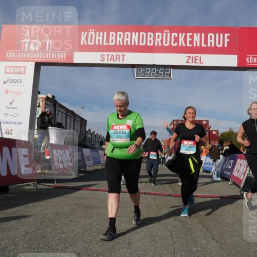 03.10.2025 - Köhlbrandbrückenlauf Matties Gatica Varas http://msf.ph/oto/9171772 03.10.2025 10:38:54 Ziel 2279, 2434, 2575, 3040, 3437, 3438, 3442, 3475 meine-sportfotos.de