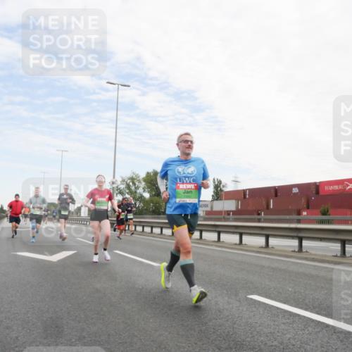 03.10.2025 - Köhlbrandbrückenlauf Matties Gatica Varas http://msf.ph/oto/9171775 03.10.2025 15:18:12 Position 3 7283 meine-sportfotos.de