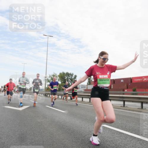 03.10.2025 - Köhlbrandbrückenlauf Matties Gatica Varas http://msf.ph/oto/9171781 03.10.2025 15:18:14 Position 3 7203 meine-sportfotos.de