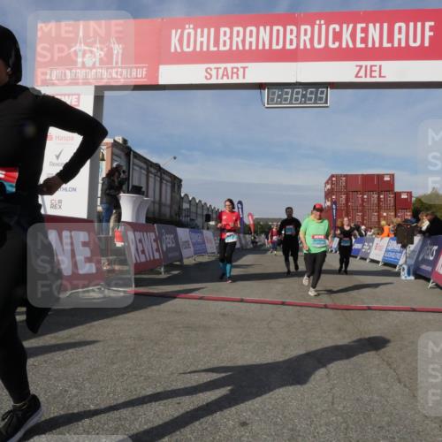03.10.2025 - Köhlbrandbrückenlauf Matties Gatica Varas http://msf.ph/oto/9171801 03.10.2025 10:39:00 Ziel 2434, 2438, 2575, 2756, 3040, 3412, 3413, 3475, 3733 meine-sportfotos.de