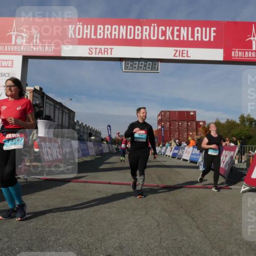 03.10.2025 - Köhlbrandbrückenlauf Matties Gatica Varas http://msf.ph/oto/9171812 03.10.2025 10:39:03 Ziel 1880, 2434, 2438, 2756, 3412, 3413, 3433, 3733 meine-sportfotos.de