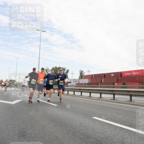 03.10.2025 - Köhlbrandbrückenlauf Matties Gatica Varas http://msf.ph/oto/9171819 03.10.2025 15:18:23 Position 3  meine-sportfotos.de