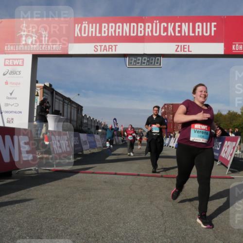 03.10.2025 - Köhlbrandbrückenlauf Matties Gatica Varas http://msf.ph/oto/9171848 03.10.2025 10:39:12 Ziel 1256, 1880, 2261, 2378, 2442, 3130, 3433, 3733 meine-sportfotos.de