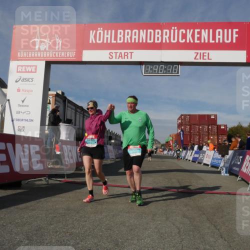 03.10.2025 - Köhlbrandbrückenlauf Matties Gatica Varas http://msf.ph/oto/9171994 03.10.2025 10:40:11 Ziel 2288, 2426, 2516, 3456 meine-sportfotos.de