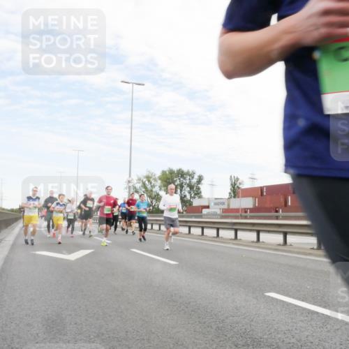 03.10.2025 - Köhlbrandbrückenlauf Matties Gatica Varas http://msf.ph/oto/9171995 03.10.2025 15:19:07 Position 3  meine-sportfotos.de