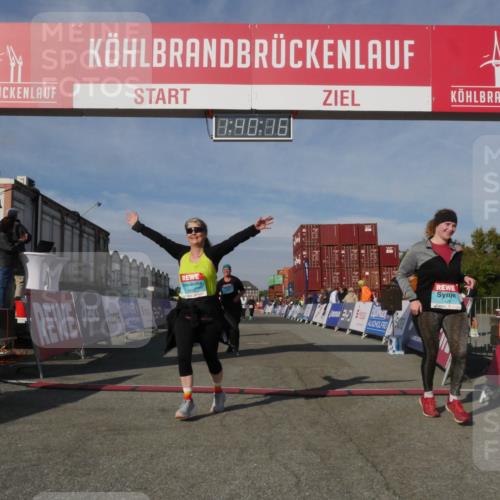 03.10.2025 - Köhlbrandbrückenlauf Matties Gatica Varas http://msf.ph/oto/9172010 03.10.2025 10:40:18 Ziel 2288, 2516, 2926, 2927, 2928 meine-sportfotos.de