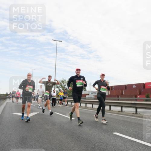 03.10.2025 - Köhlbrandbrückenlauf Matties Gatica Varas http://msf.ph/oto/9172027 03.10.2025 15:19:15 Position 3  meine-sportfotos.de