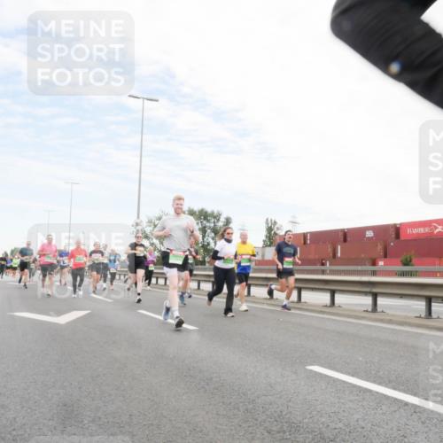 03.10.2025 - Köhlbrandbrückenlauf Matties Gatica Varas http://msf.ph/oto/9172037 03.10.2025 15:19:17 Position 3  meine-sportfotos.de
