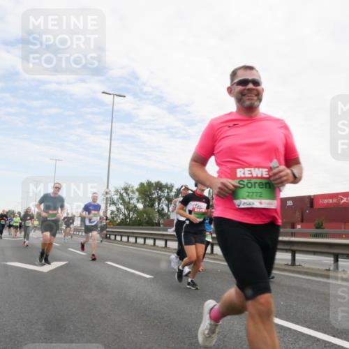 03.10.2025 - Köhlbrandbrückenlauf Matties Gatica Varas http://msf.ph/oto/9172053 03.10.2025 15:19:21 Position 3 7772 meine-sportfotos.de