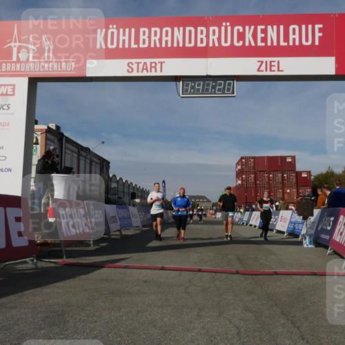 03.10.2025 - Köhlbrandbrückenlauf Matties Gatica Varas http://msf.ph/oto/9172134 03.10.2025 10:41:22 Ziel 1518, 1981, 2723, 3080, 3373, 3374 meine-sportfotos.de