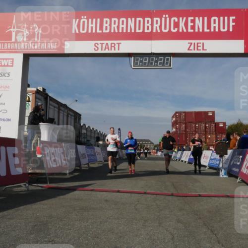 03.10.2025 - Köhlbrandbrückenlauf Matties Gatica Varas http://msf.ph/oto/9172136 03.10.2025 10:41:22 Ziel 1518, 1981, 2723, 3080, 3373, 3374 meine-sportfotos.de