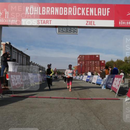 03.10.2025 - Köhlbrandbrückenlauf Matties Gatica Varas http://msf.ph/oto/9172184 03.10.2025 10:41:41 Ziel 2182, 2199, 2307, 2547, 2548, 2555, 2612, 2613, 2666 meine-sportfotos.de